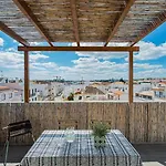 Terraces - In The Centre With Fantastic Views