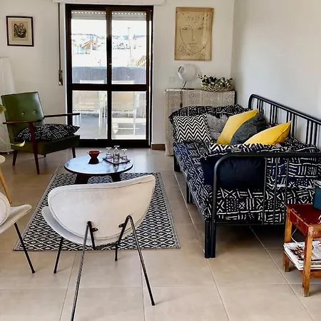 Apartment Terraces - In The Centre With Fantastic Views *